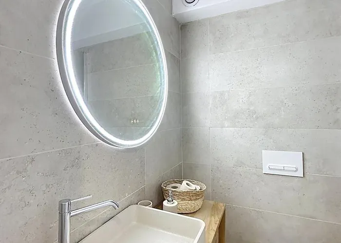 - Bord De Apartamento