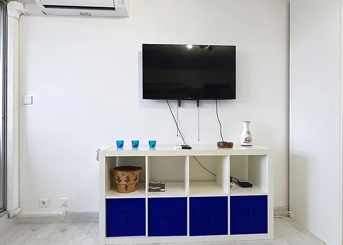 - Bord De Apartamento *